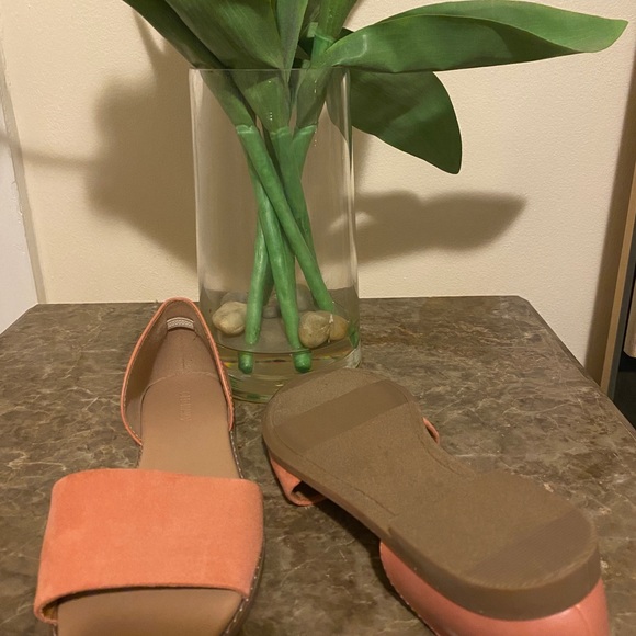 Sandals 🌸 - Picture 3 of 3